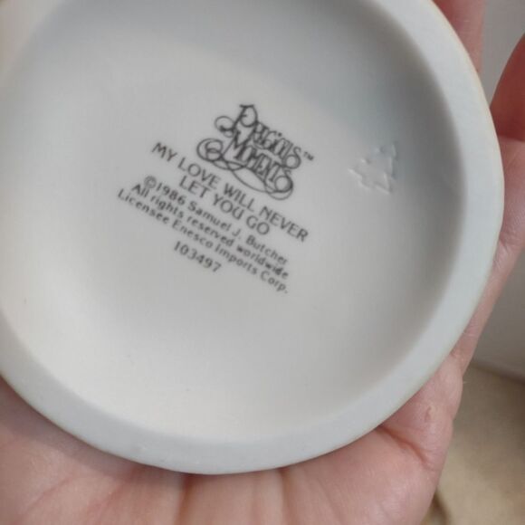 👍 Precious Moments Fisherman. C2 - Picture 5 of 6